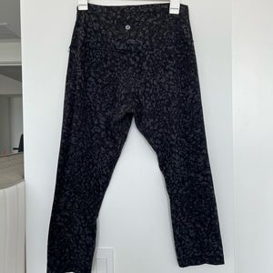 Lululemon Wunder Under High-Rise Crop
